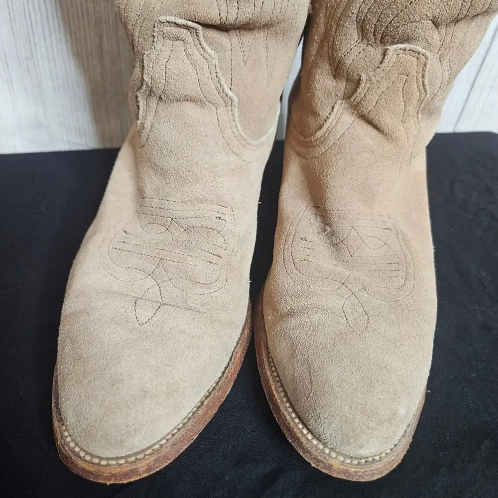 VTG Frye Tan Suede Leather Made in USA Boots, Style 3845, size 7.5 D